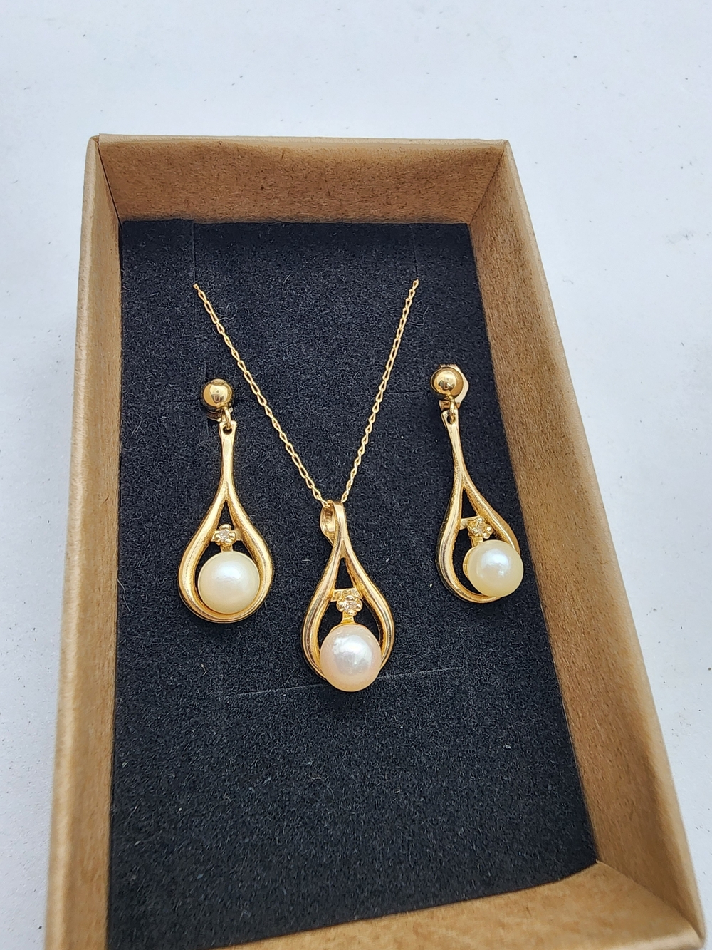 Vintage ATL 14K Yellow Gold Cultured Pearl Diamond Teardrop Pendant & Earrings